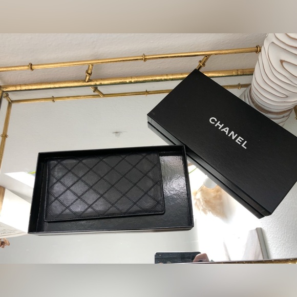Authentic Chanel Wallet - Picture 1 of 12